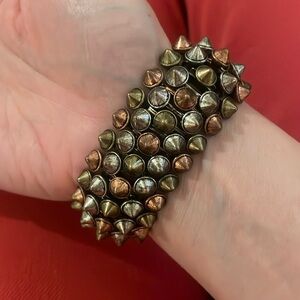 Mixed metal stretch done bracelet EUC